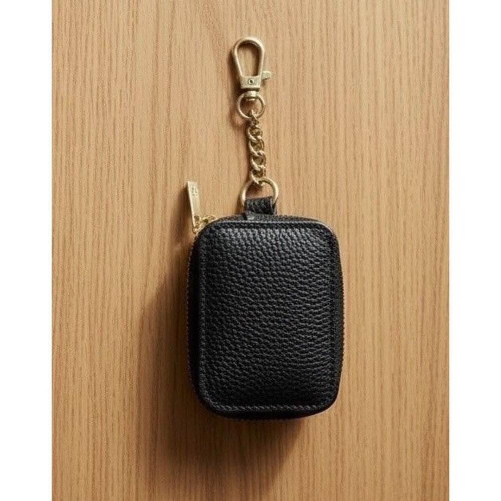 Steve Madden Women’s Purse Charm Airpod Case Black Faux Pebbles Leather Zipper